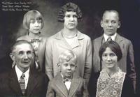 1929 Carl Scott Family.jpg